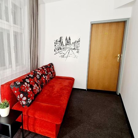 Thai Sun Hostel Prag Exterior foto