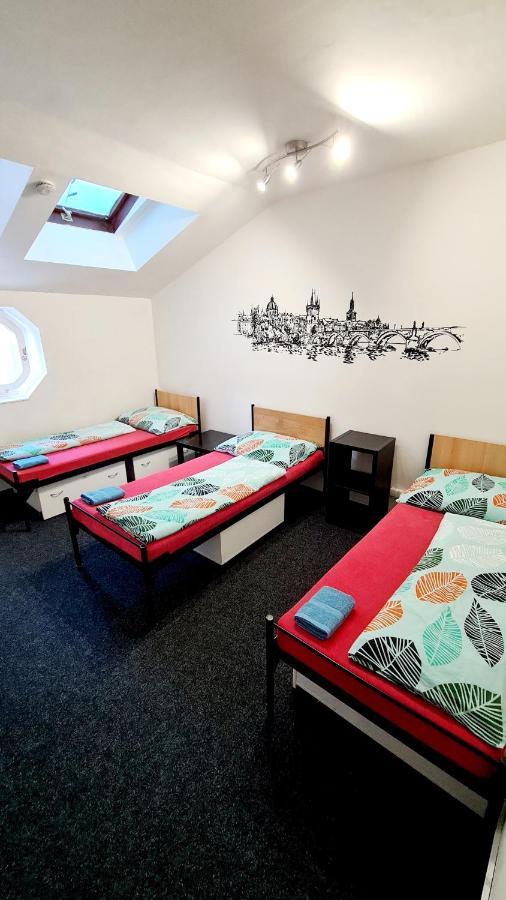Thai Sun Hostel Prag Exterior foto